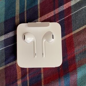 Apple Headphones